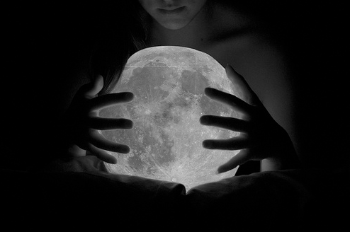 moon in hands